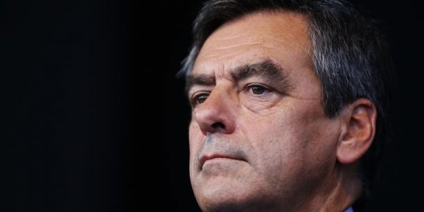 Pour Fillon, le plein emploi passe par l'essor du travail indépendant